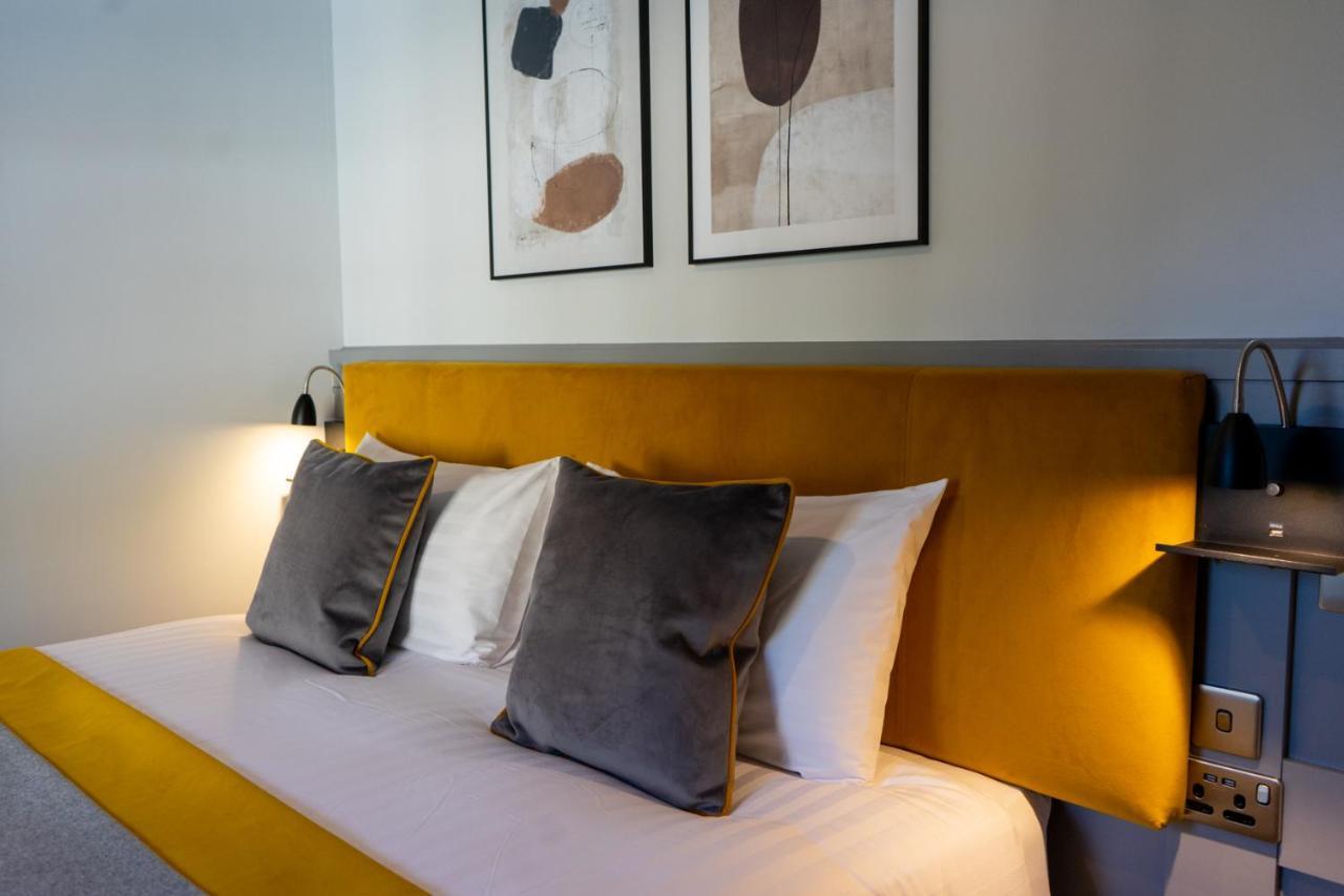 Airds Apartment *